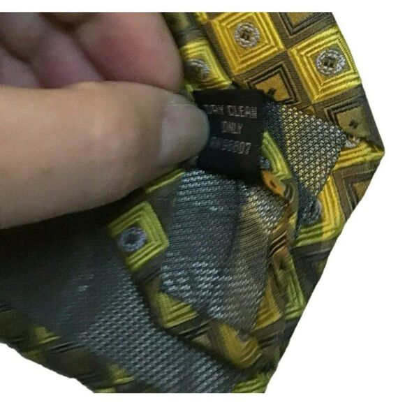 5/$10 Joseph Feiss 100% Silk Tie Brown Gold Geometric 58" - Picture 5 of 6